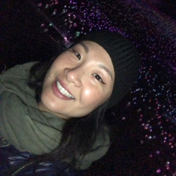 Meet your Posher, Mar - Picture 1 of 1